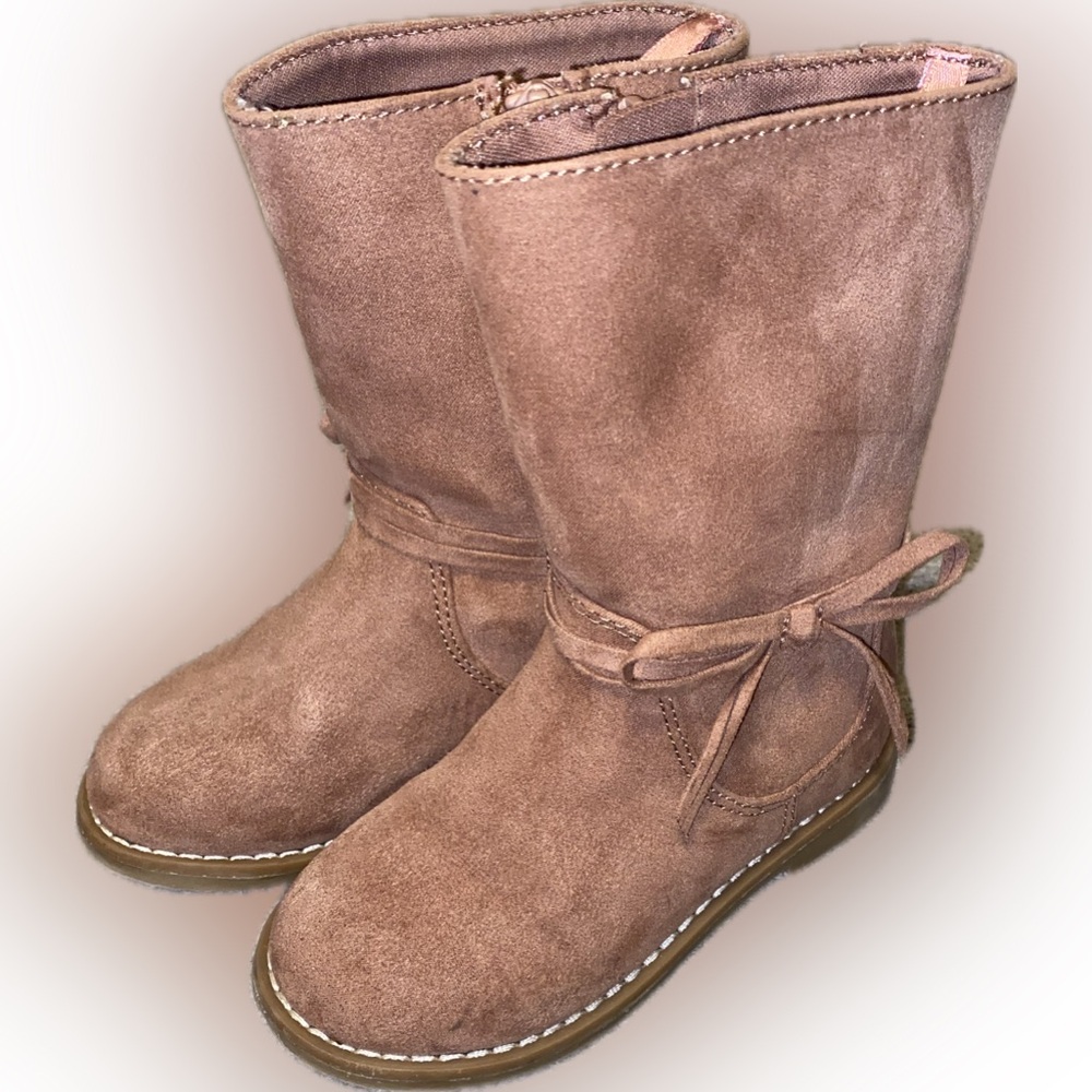 Old Navy Toddler Soft Pink Suede Boots, 7C